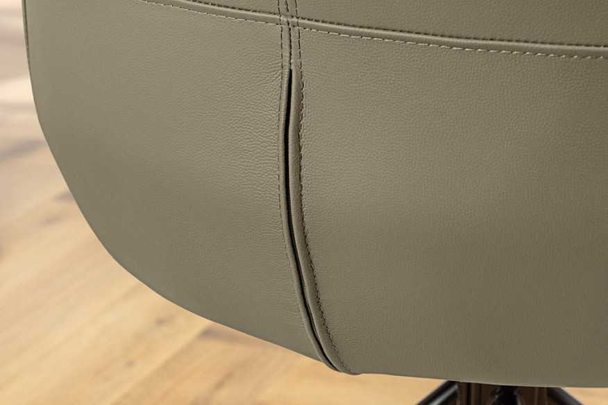  LÄDER TAUPE & ARMSTÖD
