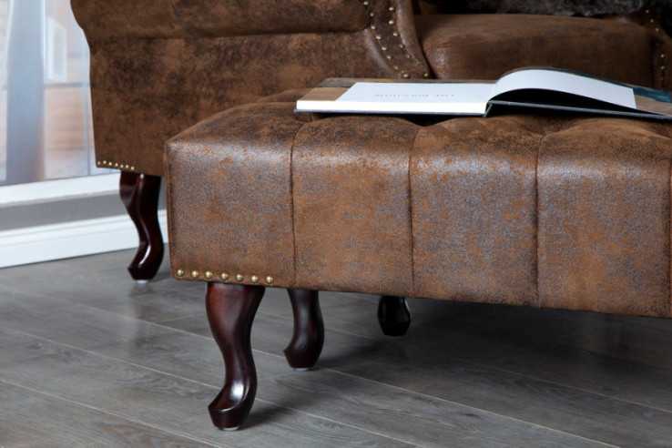  CHESTERFIELD