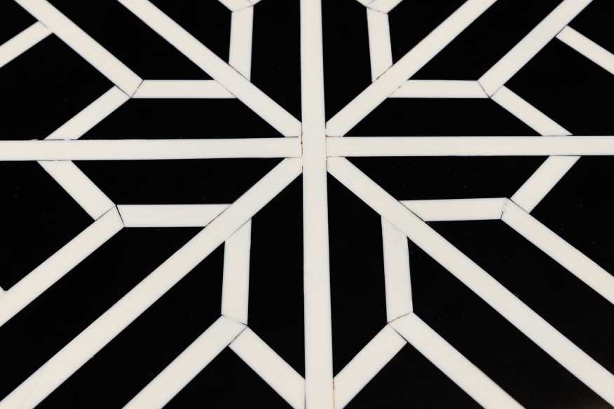  SVARTVITT BONE INLAY