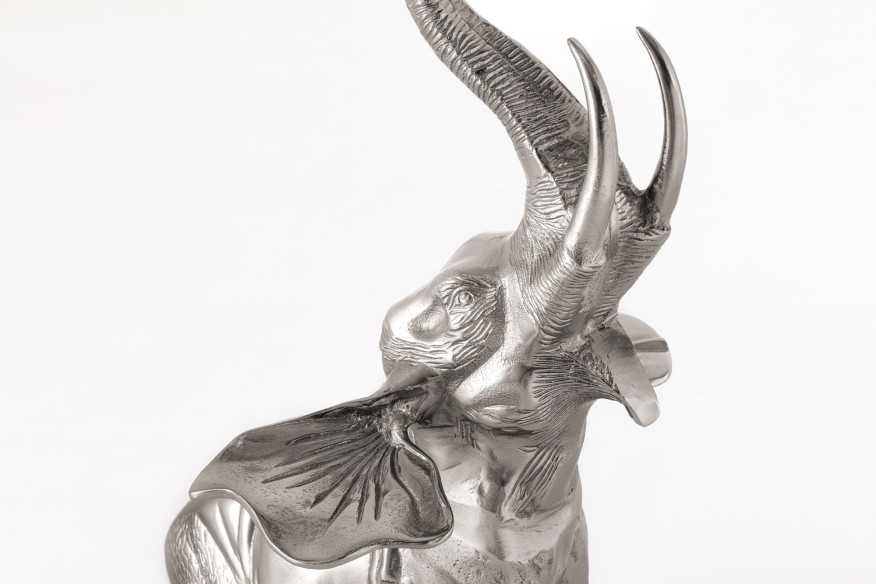  SILVERFÄRGAT MED MARMORFOT