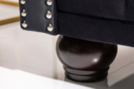  SAMMETSVIT CHESTERFIELD SVART