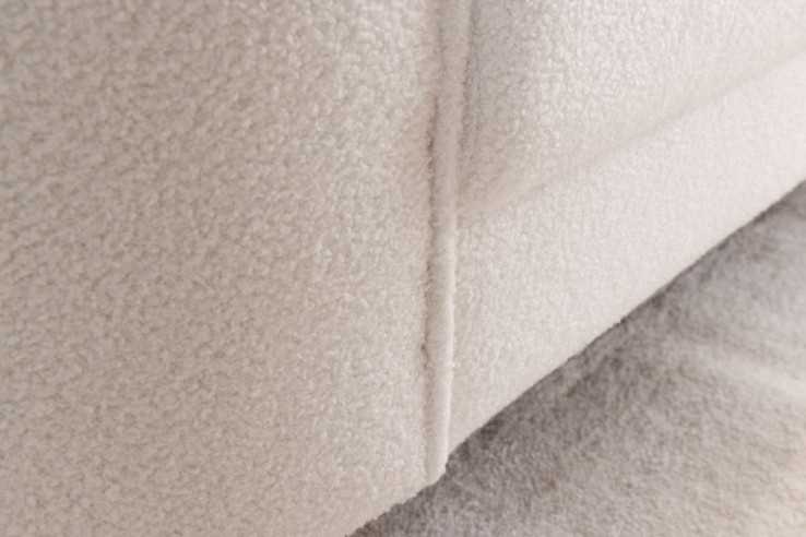  BOUCLÉ VIT MED GULDFÄRGADE BEN