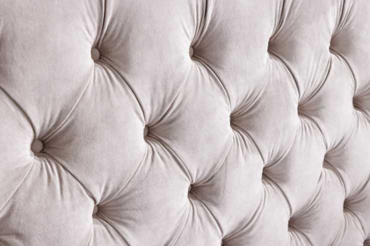  CHAMPAGNE CHESTERFIELD