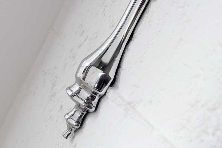 SIBELL - 60 cm vägghylla i silver