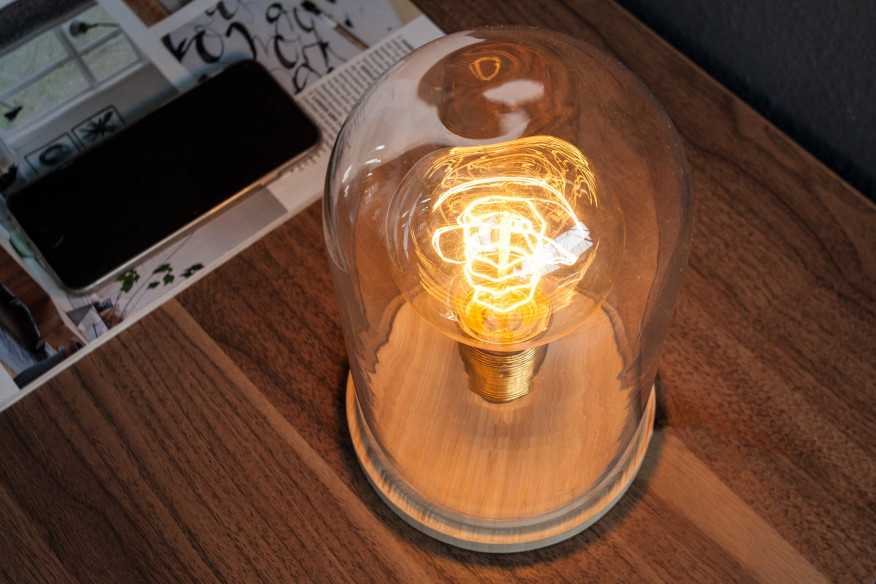 QUASAR - 20CM BORDSLAMPA
