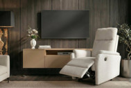 ELEKTRISK RECLINER I BEIGE TYGTEXTUR