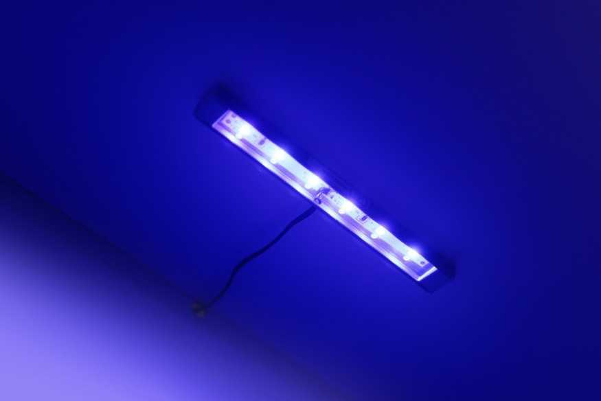 LIAM - SVART OCH VIT MEDIAMÖBEL