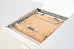 SERAFINA - 140-180CM FÖRLÄNGNINGSBART BORD VIT/GYLLENE EK