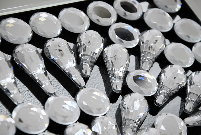 MYHRE - 80x120CM SPEGEL M. KRISTALLRAM 2