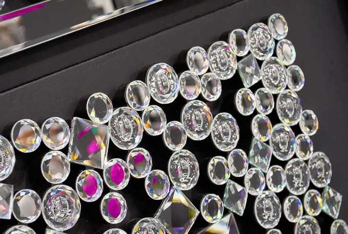 ARANDA - 80X120CM SPEGEL M. KRISTALLSTENAR