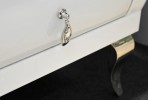 SIGGE - 51X88CM SIDEBOARD/SKÄNK I VITT FASAD GLAS