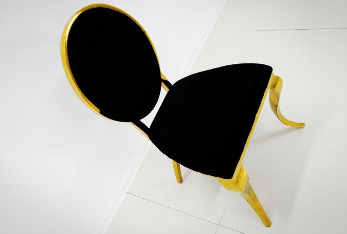 LOU - GULD/SVART MATSTOL I POLERAT STÅL/VELOUR	