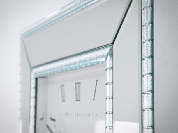 HILDA - 50X50CM SILVER KLOCKA M. GLASRAM