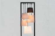 NIVÅ - SVART/VIT/MÖRKGRÅ GOLVLAMPA