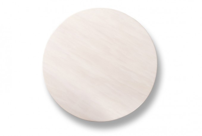 Round table with a bright marble top Ø55