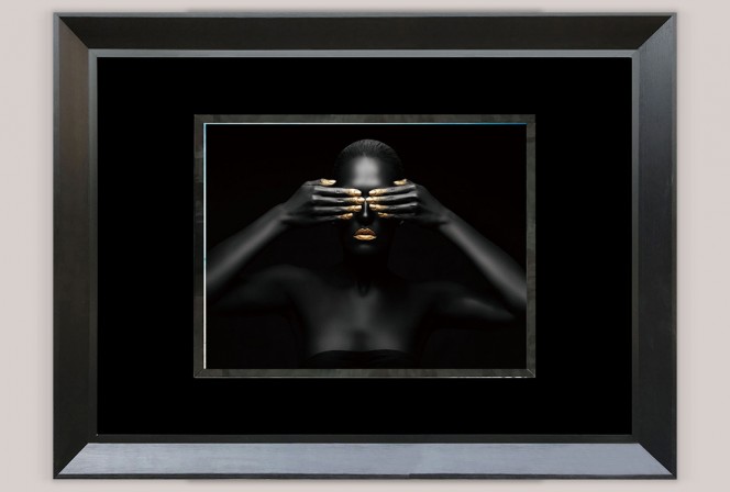 PAINTING OF A WOMAN 80x60cm