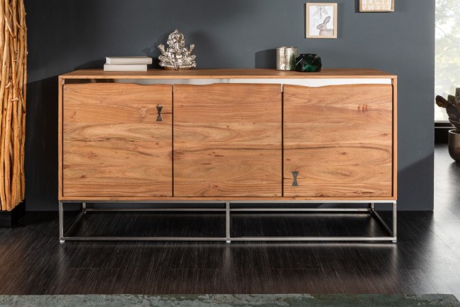 LOUI - Handgjort sidobord  147cm i natur akaciaträ 2