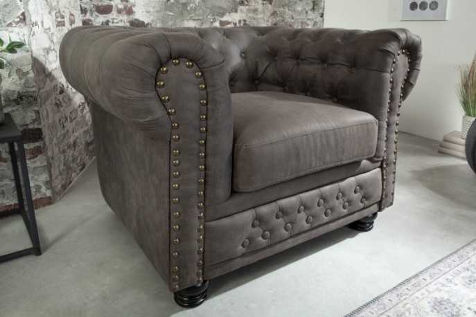 CHESTERFIELD - Gråbrun fåtölj i retrostil