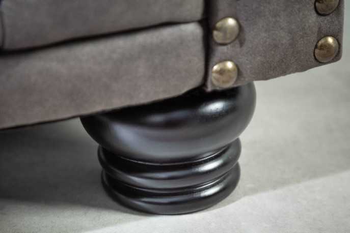 CHESTERFIELD - Gråbrun fåtölj i retrostil