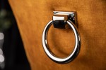 ADORA - slottsstol i senapsgul sammet