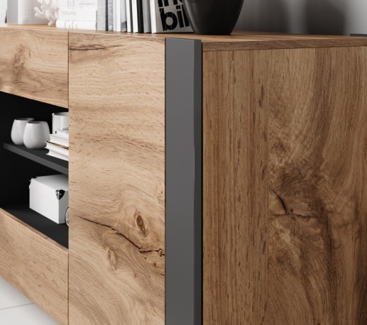 WOOD chest of drawers