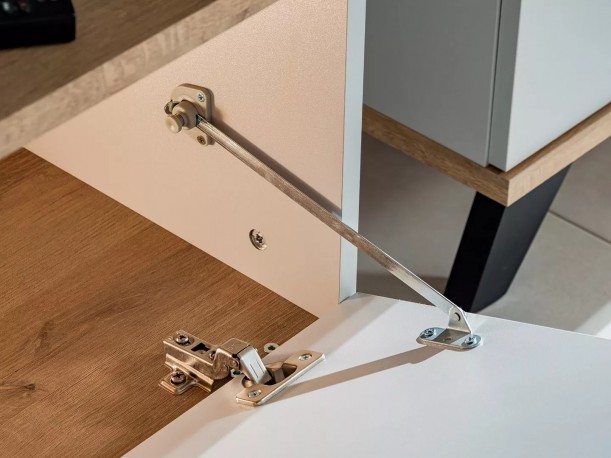 RANDAL - 160cm stilren TV-bänk i pärlgrå/riviera ek