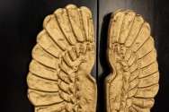 Bar Angel 140cm black with golden wings