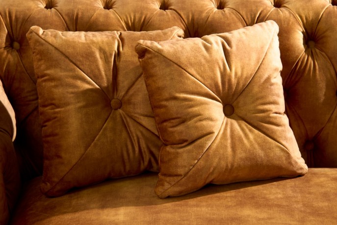 ALICE - Chesterfield-soffa i senapsgul sammet