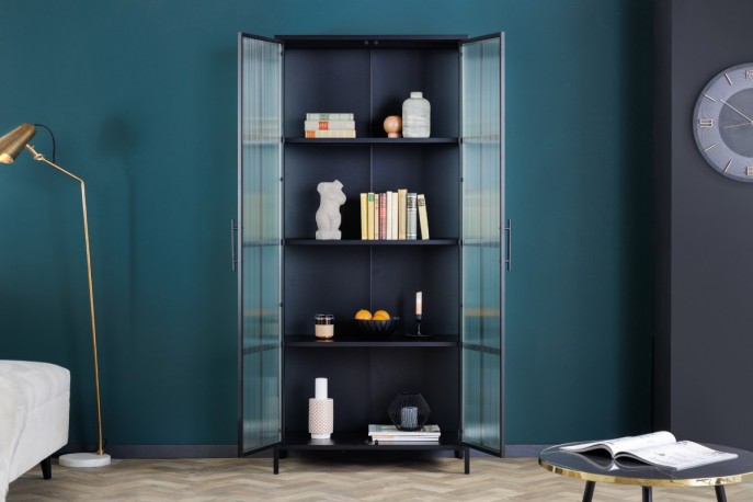 PLUM - 180 cm vitrinskåp i svart stål/räfflat glas