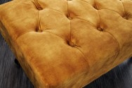 GEORGE - 80 cm chesterfield-sittpall i senapsgul sammet