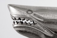 SHARK - 70 cm haj-skulptur i silverfärg