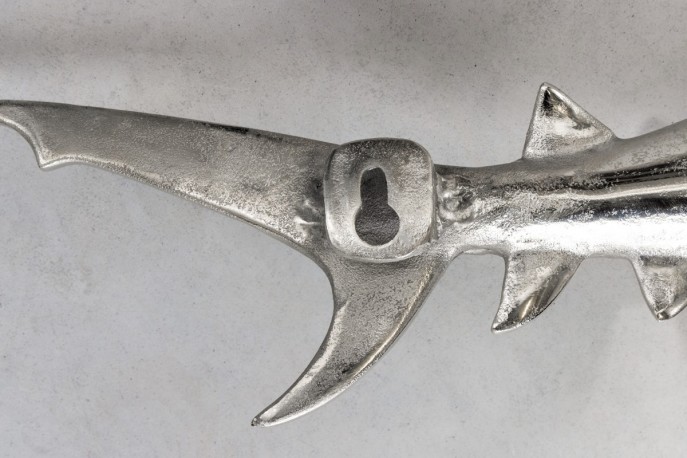 SHARK - set om 2 st. 70 cm haj-dekoration i silverfärg