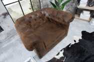 CHESTERFIELD - 110cm brun fåtölj i retrostil