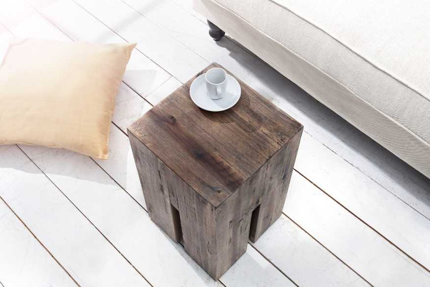 Hocker Castle 45cm Akazie Vintage