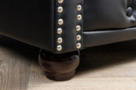  CHESTERFIELD I KONSTLÄDER SVART