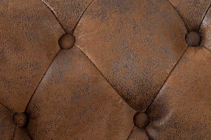 CHESTERFIELD - BRUN TVÅSITSSOFFA