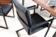 CANTILEVER I KONSTLÄDER ANTIKSVART