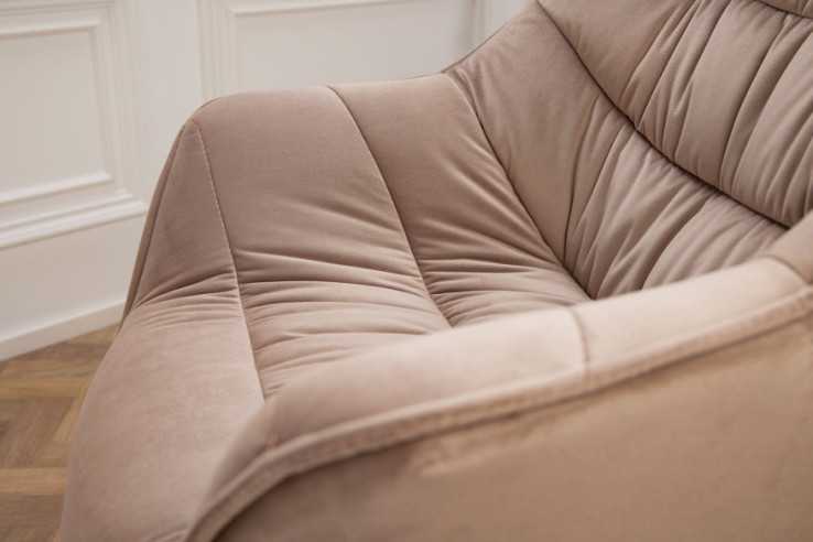 NOVA - 63CM SAMMETSFÅTÖLJ MED ARMSTÖD