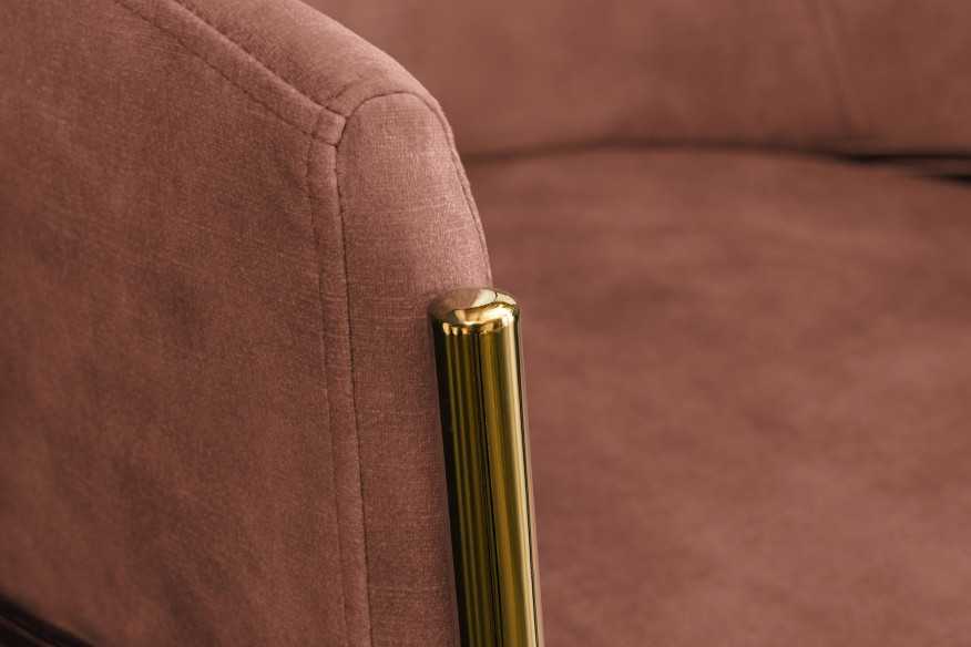  ROSA MED GULDIGA BEN