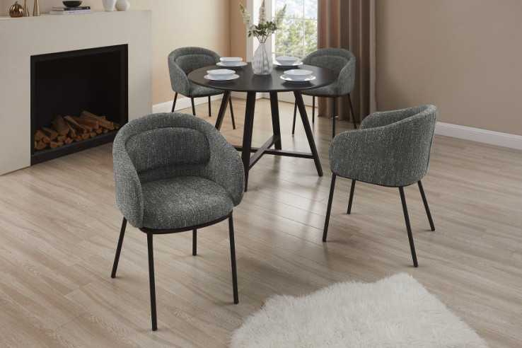 GRÅT TYG & SVART METALL