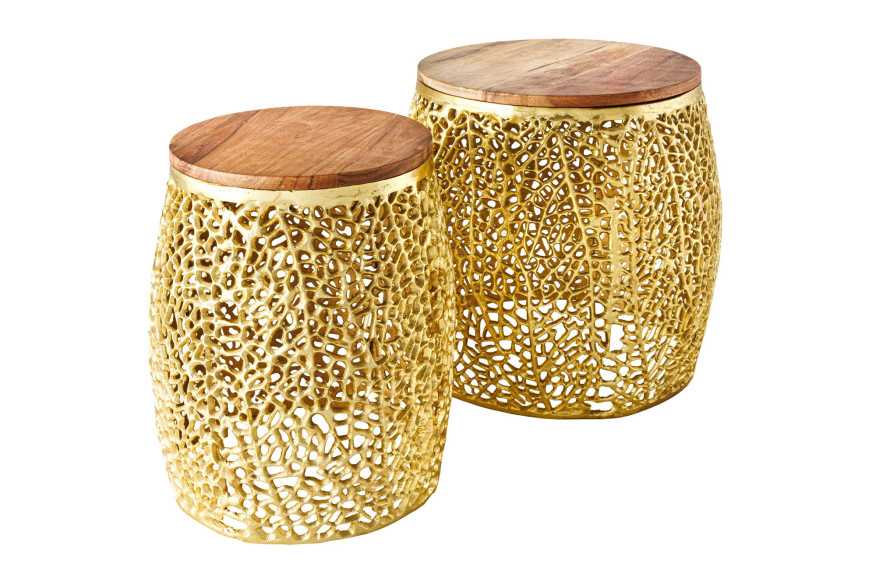  GULD OCH AKACIATRÄ