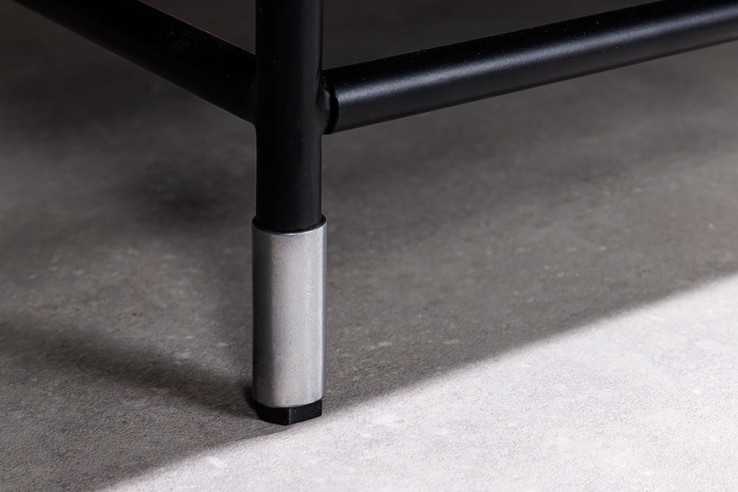  MOSAIK I BEN OCH SVART METALL