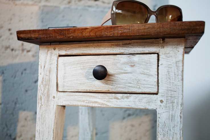 JOLLAN - MÅNGSIDIGT SHABBY CHIC BORD