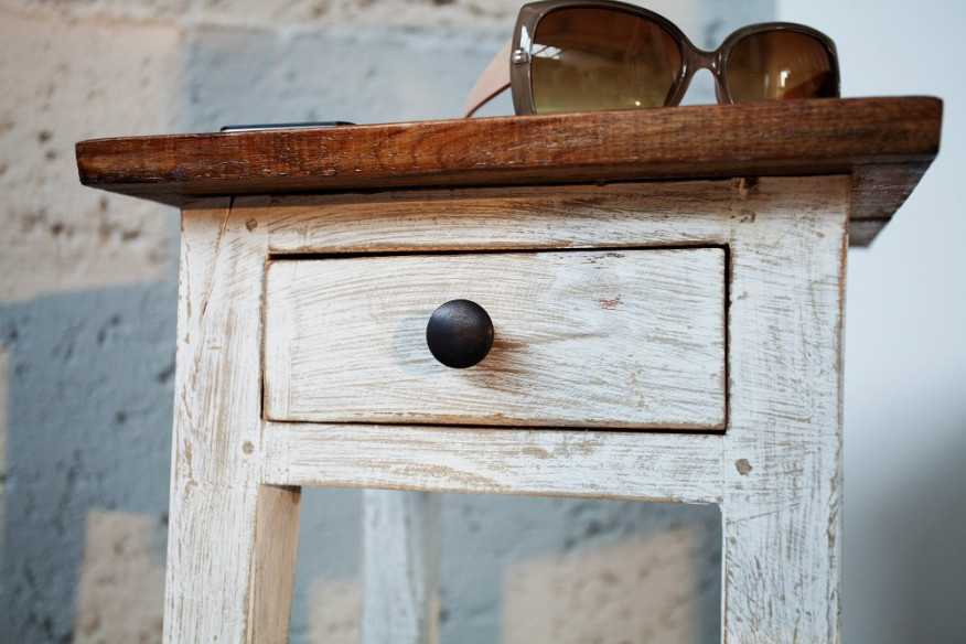 JOLLAN - MÅNGSIDIGT SHABBY CHIC BORD
