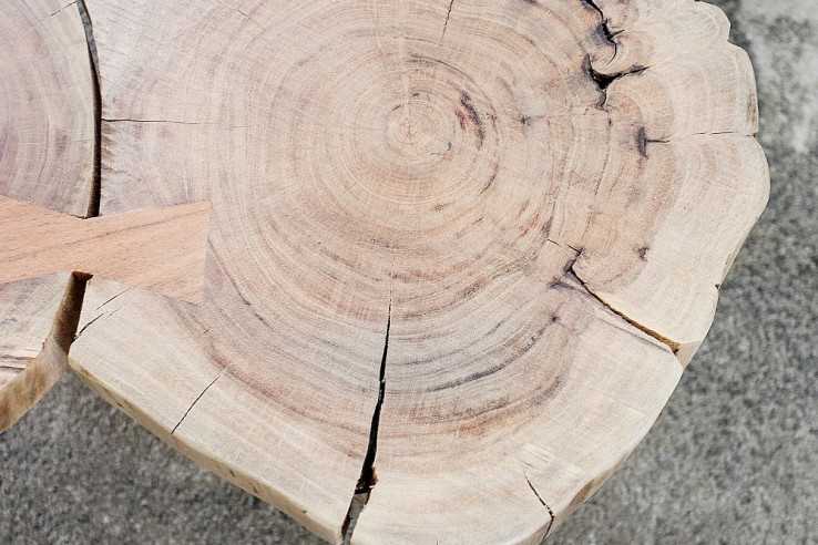 HINDI II - soffbord 115cm i akaciaträ