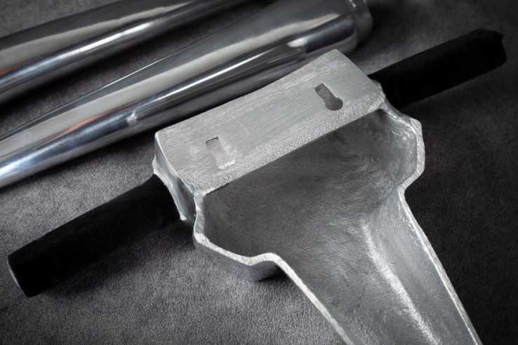  ALUMINIUM SILVER