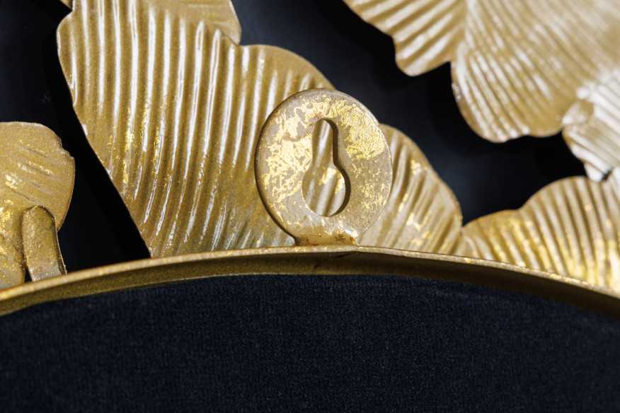  GULD MED NATURINSPIRERAD RAM