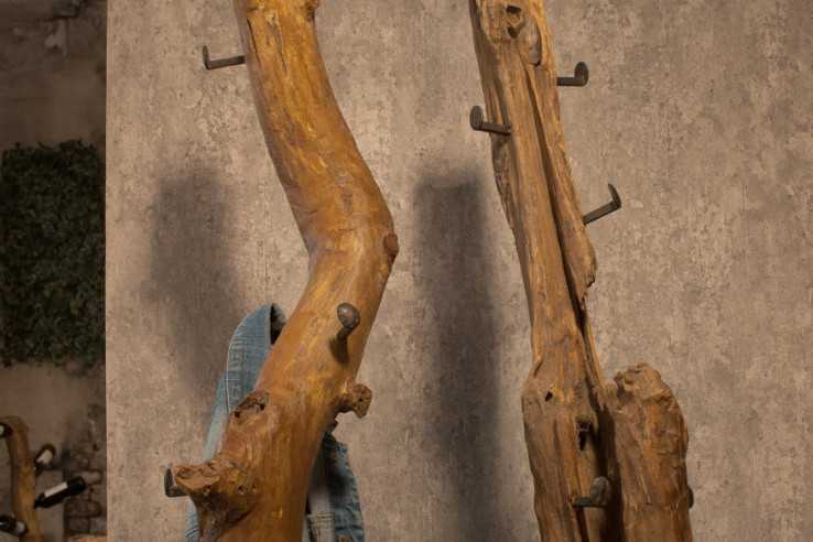  TEAK OCH METALLKROKAR