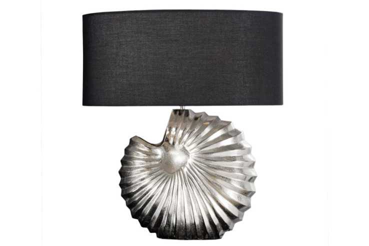  SILVERFÄRGAD METALL