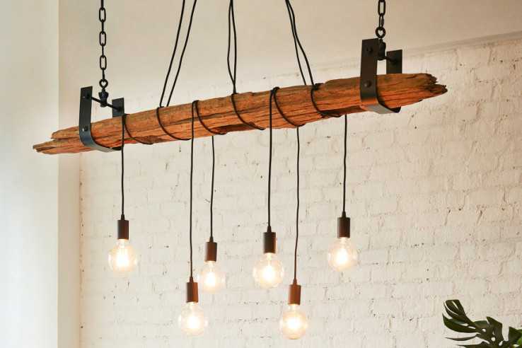  ÅTERVUNNET TRÄ NATUR